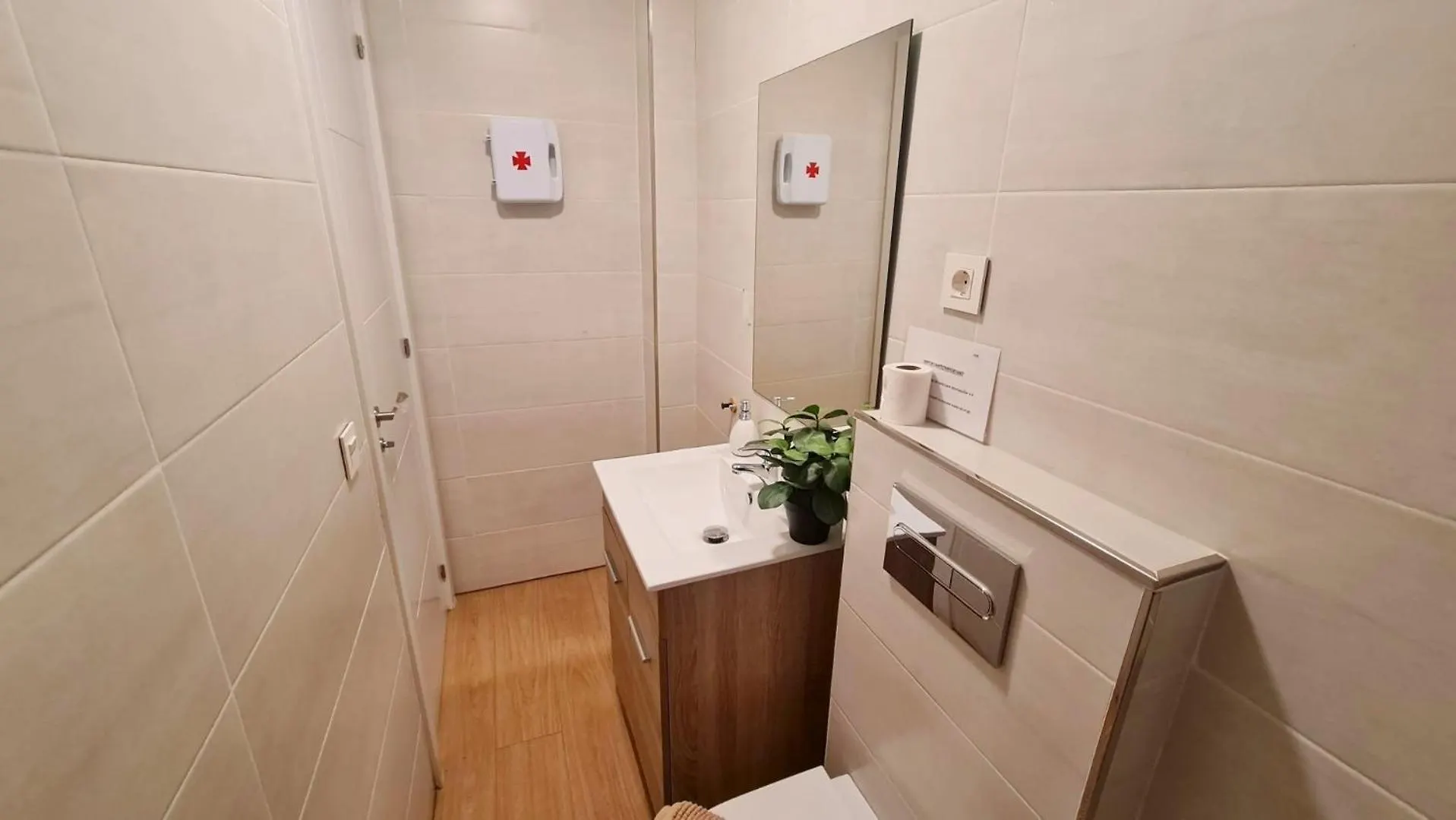 Duplex Huelin II & Beach Malaga Apartment