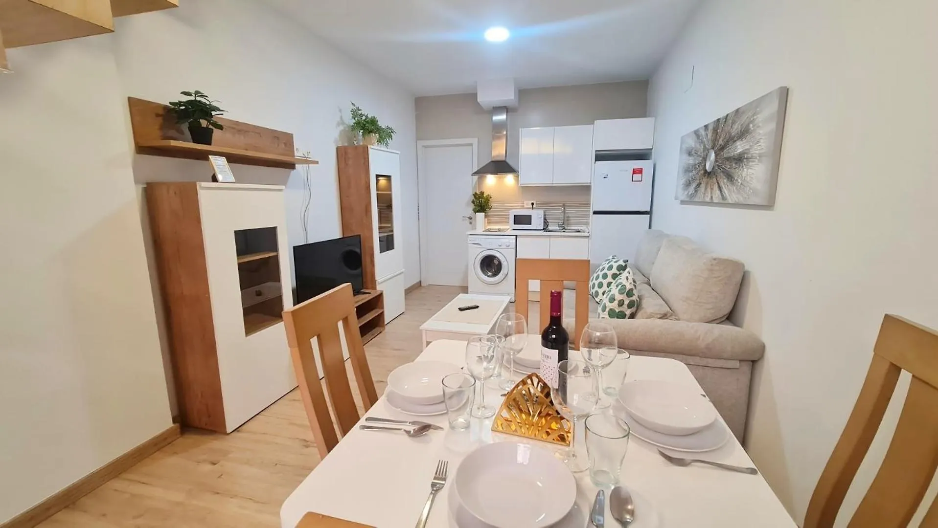 Duplex Huelin II & Beach Malaga 0*,  Spain