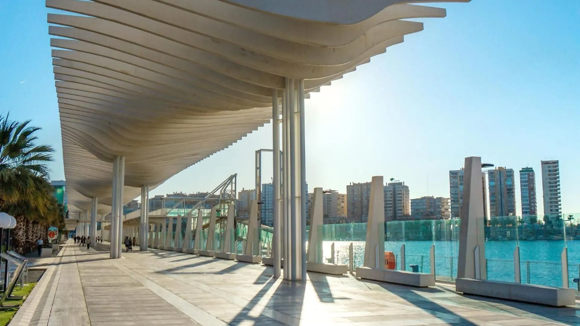 Duplex Huelin II & Beach Malaga Apartment